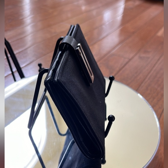 Metal wallet/clutch display holder NEW! - Picture 3 of 3